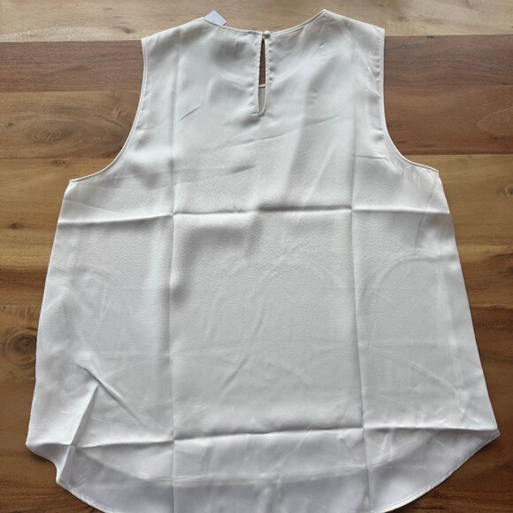 Banana Republic Factory Shell Tank, washable silk, NWT - Picture 3 of 4
